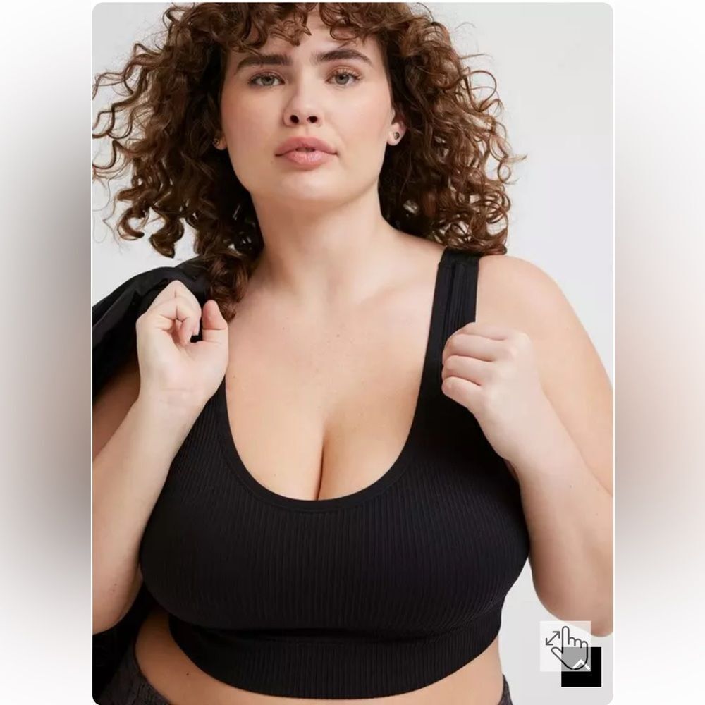 NWT TORRID SIZE 1 1X 14 16 Lightly Lined Seamless Scoop Bralette black padded